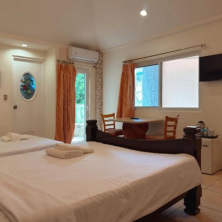 Sunset Beach Resort Moalboal Eksteriør bilde