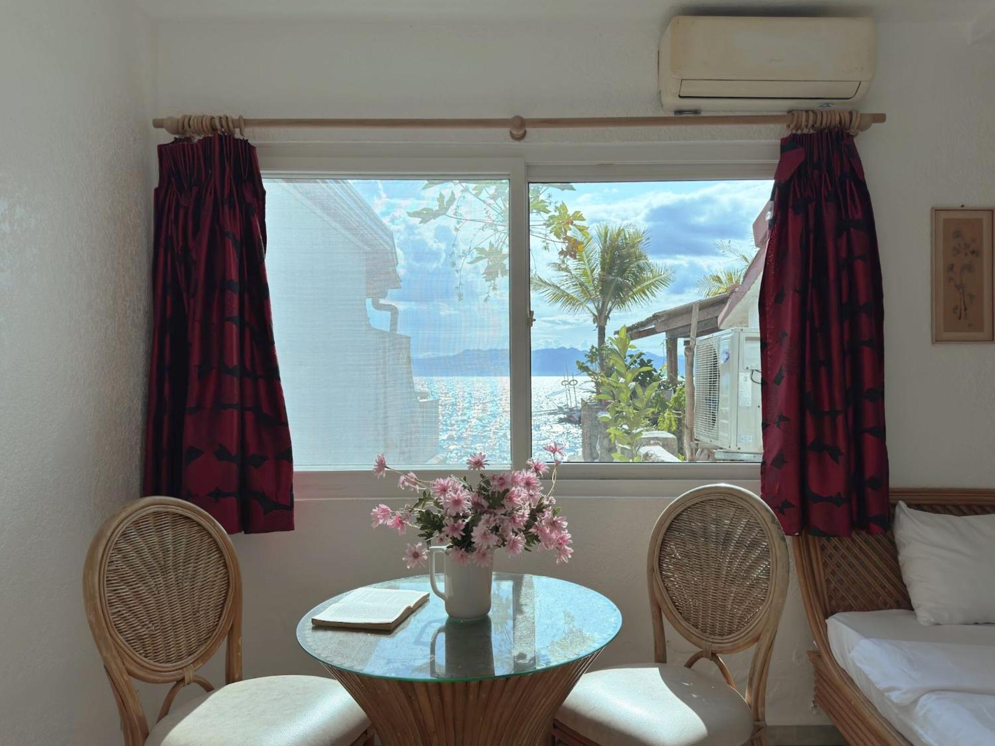 Sunset Beach Resort Moalboal Eksteriør bilde